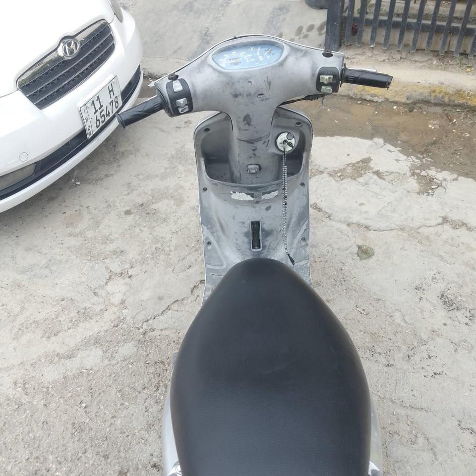 سلام عليكم دراجه لبيع سويت بيه حادث طب بيه ابو دراجه واريد ابيع الدراجه الماشه عوجه بس الباقي كلشي شغال ابيع عله هاي حالته قيم واخذ بلي يرضي الله المكان حي العامل بغداد الرقم ***********
