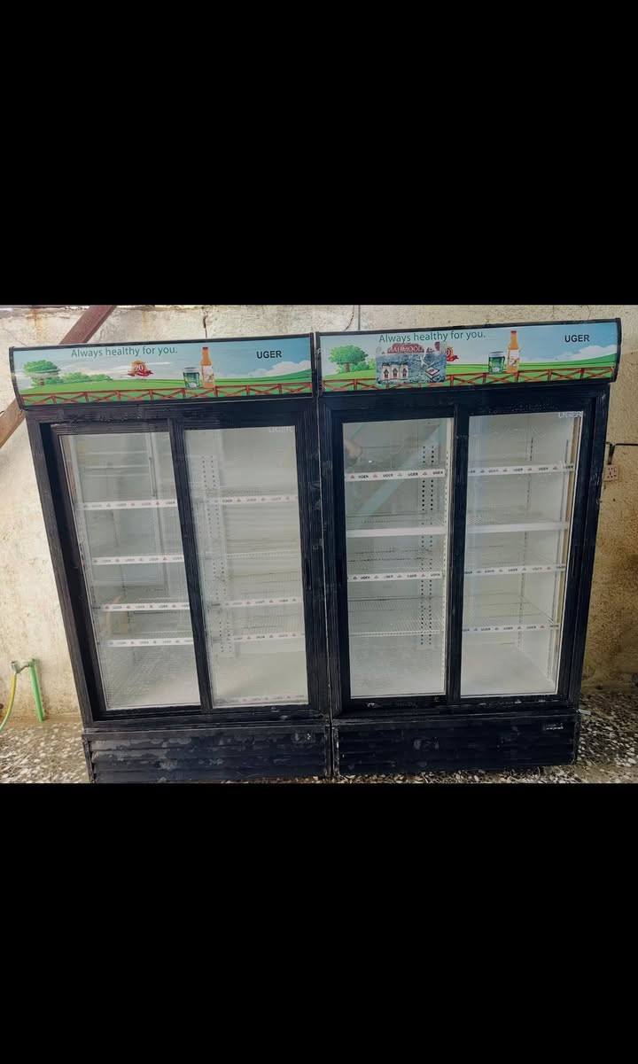 سلام عليكم عارضات بابين سلايت للبيع عدد 2 ايكور تركي🇹🇷الاصلي ستعمال قليل نضافة💯💯 شرط ضمان شراي يتصل على هذا رقم *********** مكاني بغداد واكو توصيل فقط بغداد 🚚
