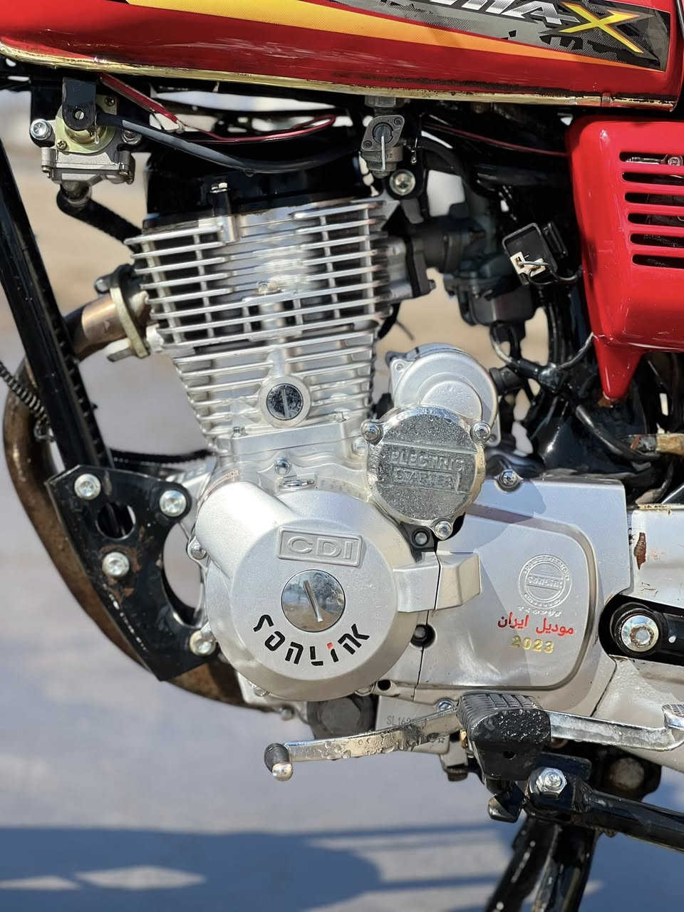 السلام عليكم شباب دراجه سيفان سولنك موديل23كامله مابيه نقص مكاني ديالى بعقوبه الصناعه الثالثه رقمي لتواصل***********
