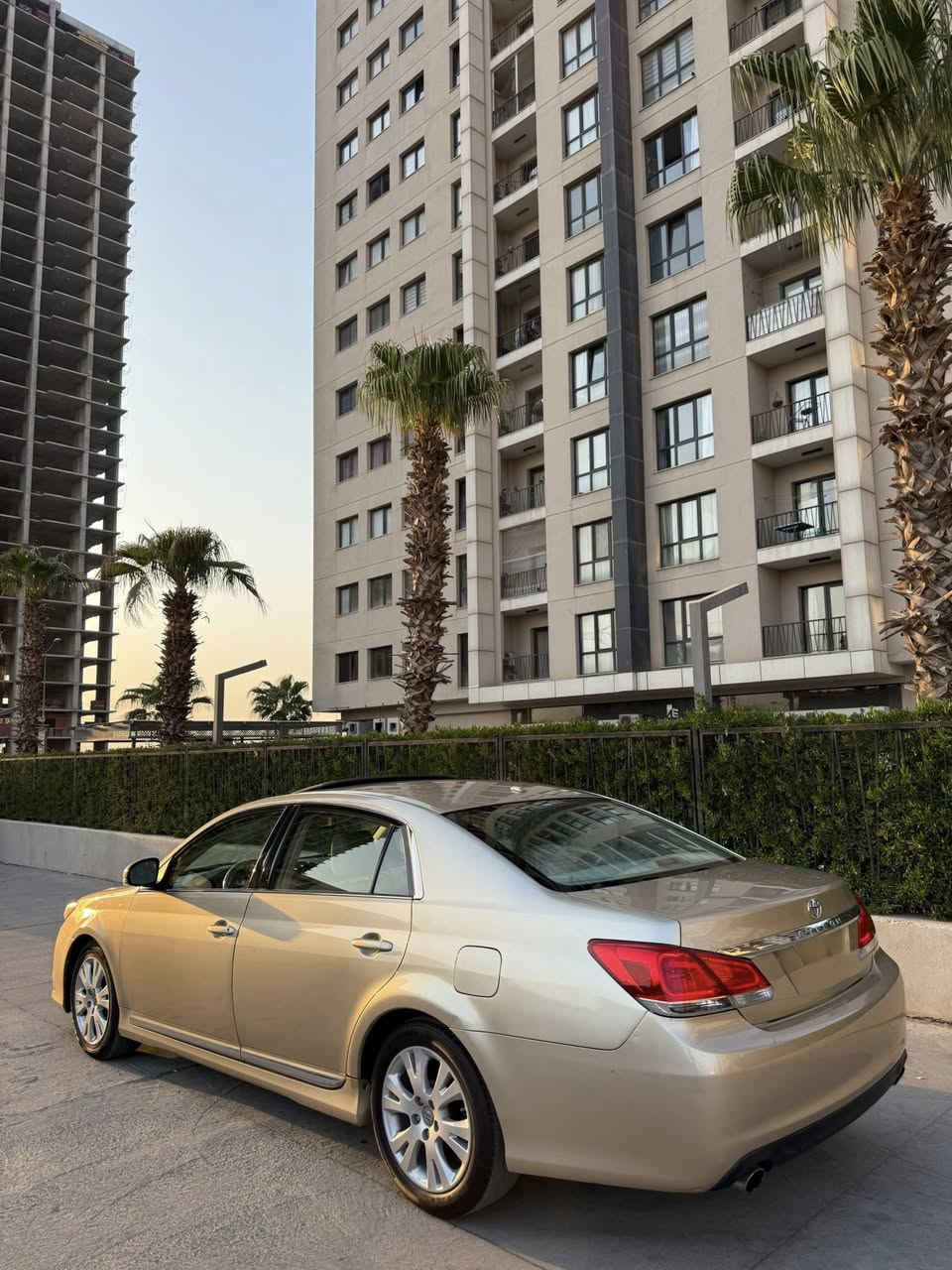 Avalon 2012 
Tb:دوبەی ساغ ساغ ساغ (ادوات)
126هزار رۆشتوە-
مواسەفات(سلایت-کوشن:-جلد+هیتەر+کارەبای/ئاوێنە 
هیتەر/تحدید سرعە/سوکان ڤۆلیۆم/هتد…
***********نرخ:(96) مجال
بۆزانیاری زیاتر پەیوەندی بکە 
***********
