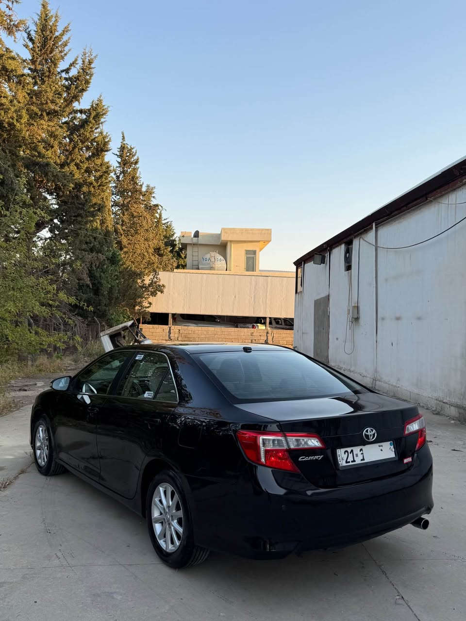 کامری مۆدێل 2014 خلیجی
ناو زەردو شاشەو کامێرە
حەقیقی 236.000km ڕۆشتوە 
مەکینەی نەکراوەتەوە
دو درگای بەس پەمپە 
سەنەوی تا 2031 تازەیە
125$مەجال
***********
*********** السليمانية, العراق
