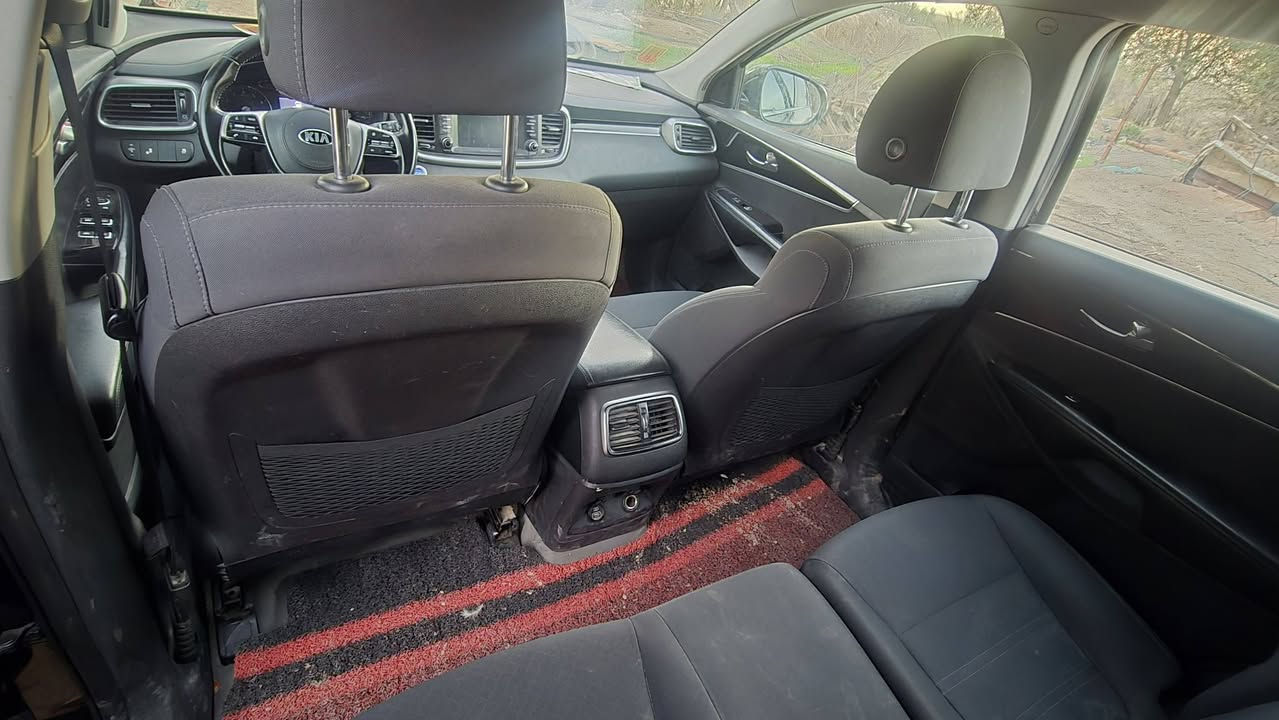 للبيع سورنتو 2019 شكل 2020 بصمه تشغل عن بعد محرك 6 سلندر 7 راكب تبريد3 قطع هزه وسنويه جديده السعر 190 وبيه مجال مكان طريق كربلاء نجف *********** السونار بل منشور
