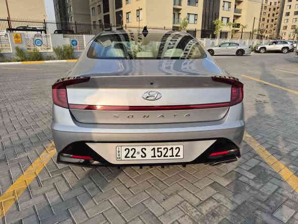 السلام عليكم 
بيع فقط بدون مراوس 
سوناتا 2023
مواصفات SEL
بصمة وتشغيل عن بعد 
لايت 4 عدسات
كشن كهرباء
 تدفئة كشنات 
رادار امامي 
تحديد مسار 
 رادار جانبي 
نقطة عمياء 
مانع تصادم 
مثبت سرعة تفاعلي
مكينة 2500 المرغوب 
 بيها بابين مبدلات نفس اللون وجاملغ كلير
معروضة 184 وبيها مجال
مكاني بغداد / حي الجهاد
واتساب ***********
*********** بغداد
