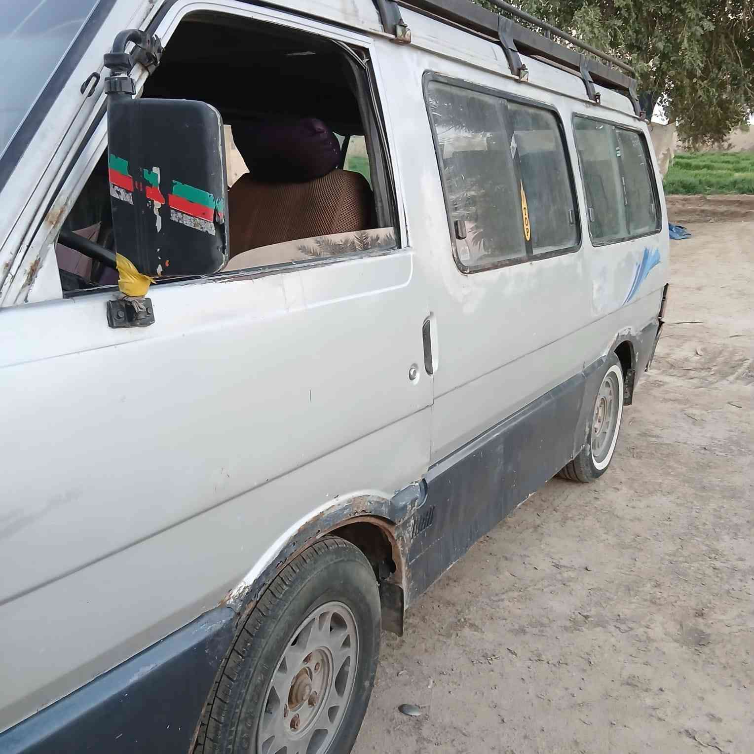 كيا موديل 1996 رقم بغداد كير ومكينه مكفولات 18 ورقه وبيه مجال ***********
