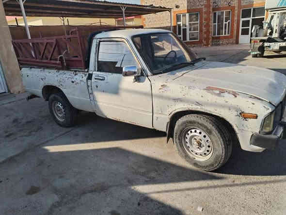 بكم تويوتا 1982 شرط التحويل السعر 22 ورقه وبيها مجال اتصل فقط اني مكلف بالنشر ***********
