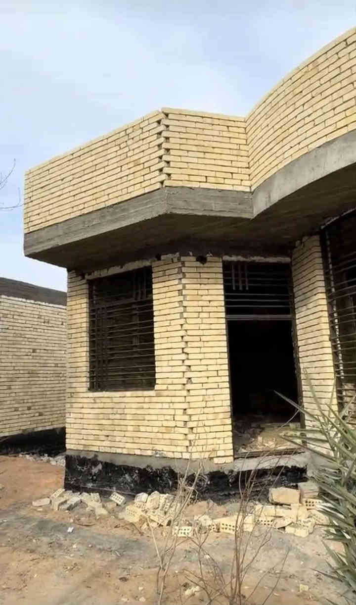 خلفه بناء شغل درجه وله نشغل جميع محافظات لتزام المواعيد نشتغل قطعي وعل دبل  ***********
