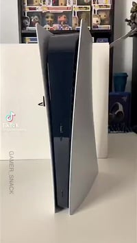 بلايستيشن5 ديجيتال • جويستكات اصليتين • فيفا2026