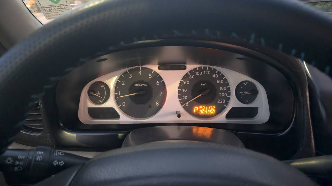 السلام عليكم سني ٢٠٠٨ رقم مميز واسمصبوغه عام بدون ضربه طخه زغيره براس الجاملغ الأمامي جاهزه تخم تاير تبريد حداديه كهربائيات السعر ٩٠ وبيها مجال ***********
