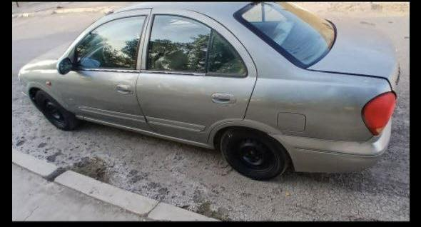 السلام عليكم
نيسان سني ياباني موديل 2005

رقم بغداد الدولي الجديد كير اوتماتيك 

السيارة مصبوغة حزام اثر جراد 

كير ومكينة وحدادية جيد جدا 

السعر 72 وبيها مجال 
المكان بغداد /الكرخ 

للاستفسار الاتصا ***********/***********
