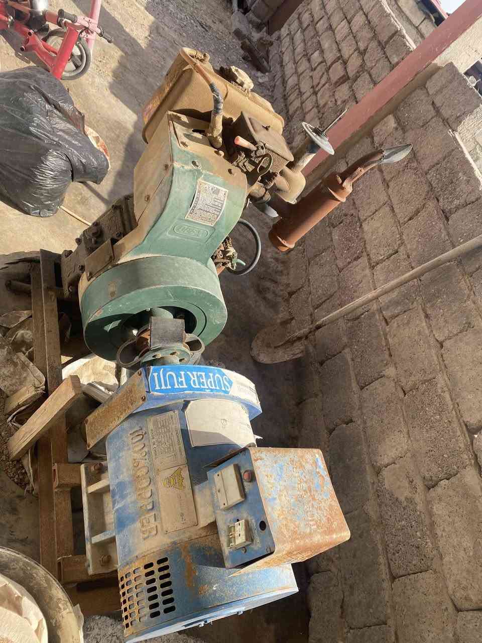 السلام عليكم 
بتر 10 كيفي كهرب جديده  نص هندر تشتغل 
***********
