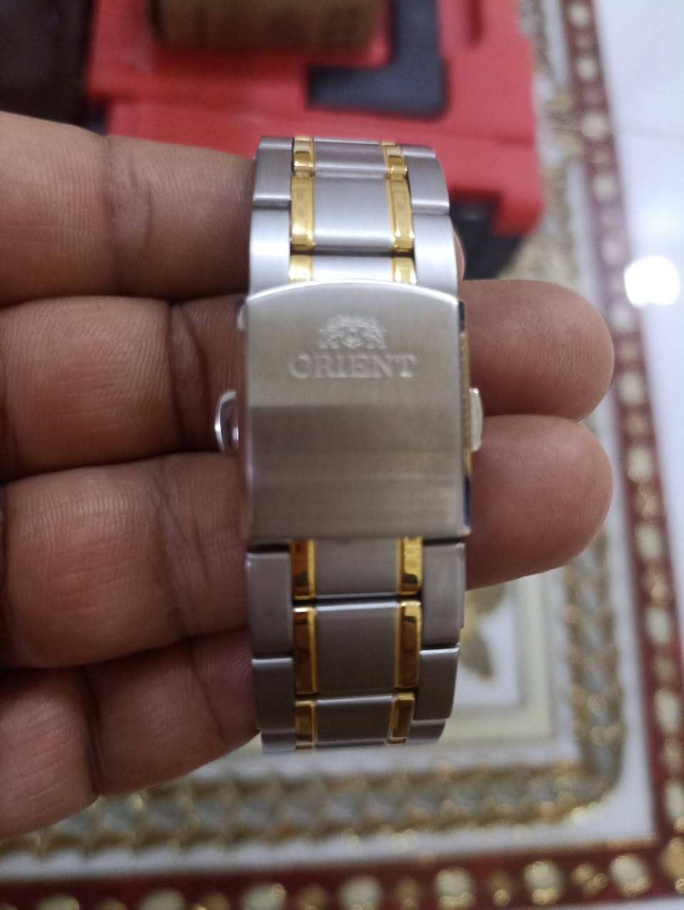 ء
خوان سلام عليكم هاي ساعه اورنيت
تعمل بنظام الباتري الماركه ياباني اصلي الون مميز ثابت ضد الماء 
وضد الخدوش القطر ساعه 42 
سعر وتفاصيل ع الخاص تحياتي للجميع يوجد توصيل جميع المحافظات


**إذا كنت صاحب هذا الإعلان وتريد حذفه لأي سبب، رجاءا أرسل رسالة إلى الدعم الفني**