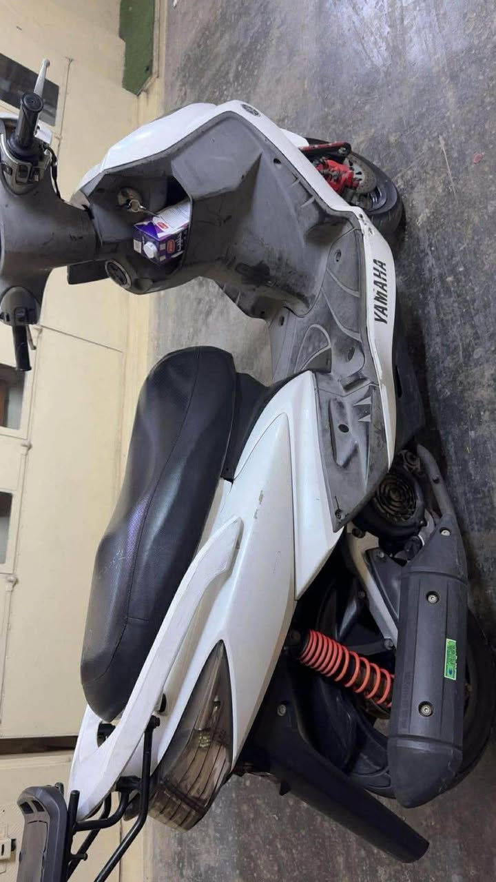 سلام عليكم 🤍
سكنس فحل ياباني🇯🇵 شلعه ومعدل تشك الكاع تجي وتشوف بعينك  كابريتر🚀 مكينه كفاله عامه  خير من الله  كفراتها بلاد كلها ختم واحد 🤎
نكره سلف بكل وقت دراجه خير من الله وبيها تزويد خفيف 
منظومه زنون تعمي 
مكاني بغداد المدينه📍
السعر 950 وبيها مجال بسيط✨ 

الشراي ينورني متواجد خاص
ولمو شراي رجائا لا يدوخني 🍁
واتساب ***********
