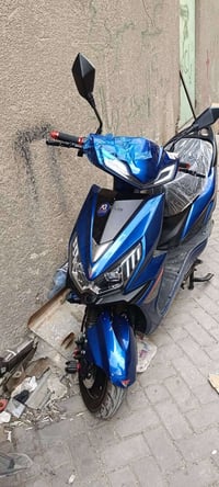 سكنس شحن للبيع اخذتها صارلي 3اشهر دراجه حلوه تمشيك الشحنه 40 كيلو سعره...