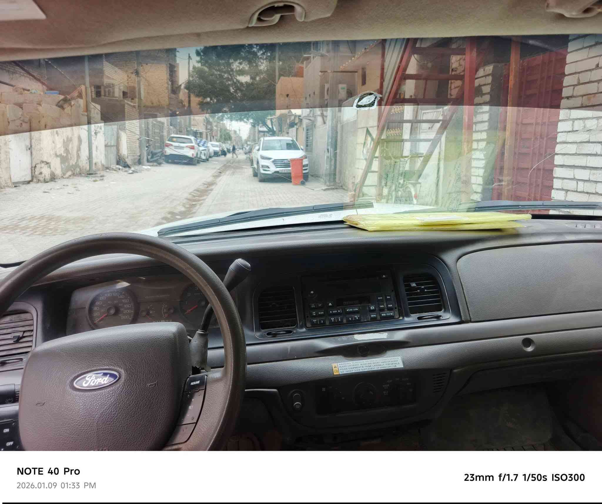 سلام عليكم من رخصه الادمن
فورد كراون فكتزريا بوليسي موديل 2007
محرك،8 سلندر 4600 بلادي
سياره حلوة معنى الكلمه
 مكفوله من الكير و المحرك 
تراتيك للبصره
تبريد شغال تخم تاير
بيهة صبغ الصطحيات ابيع صبغ عام بدون دواخل وتجي وشوف
رقمها بغداد الانكليزي الجديد 
سعرها 85$ وبيها مجال للطيبين 
مكاني بغداد الاستفسار /
*********** 
***********
