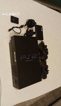 بلي 2للبيع اخو الجديد استعمال قليل العنوان بغداد هور رجب الرقم 0770717...