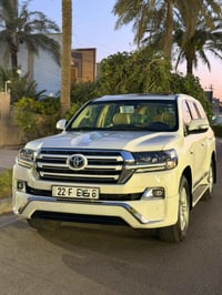 لاندكروز وايت اديشن • ٢٠١٨ • رقم اربيل