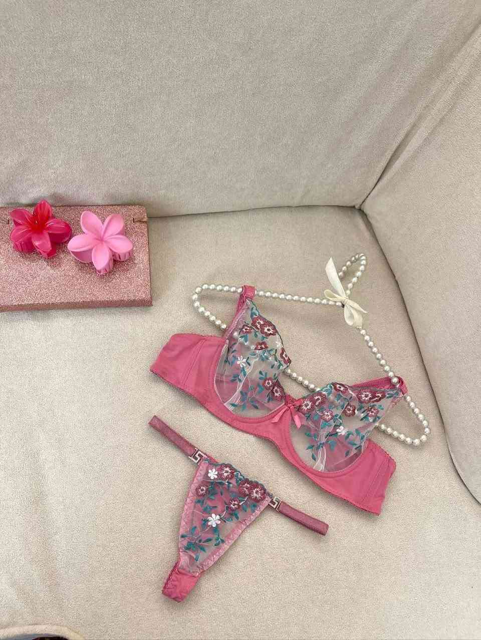 سعر الدرزن 70 
جملة فقط


**إذا كنت صاحب هذا الإعلان وتريد حذفه لأي سبب، رجاءا أرسل رسالة إلى الدعم الفني**