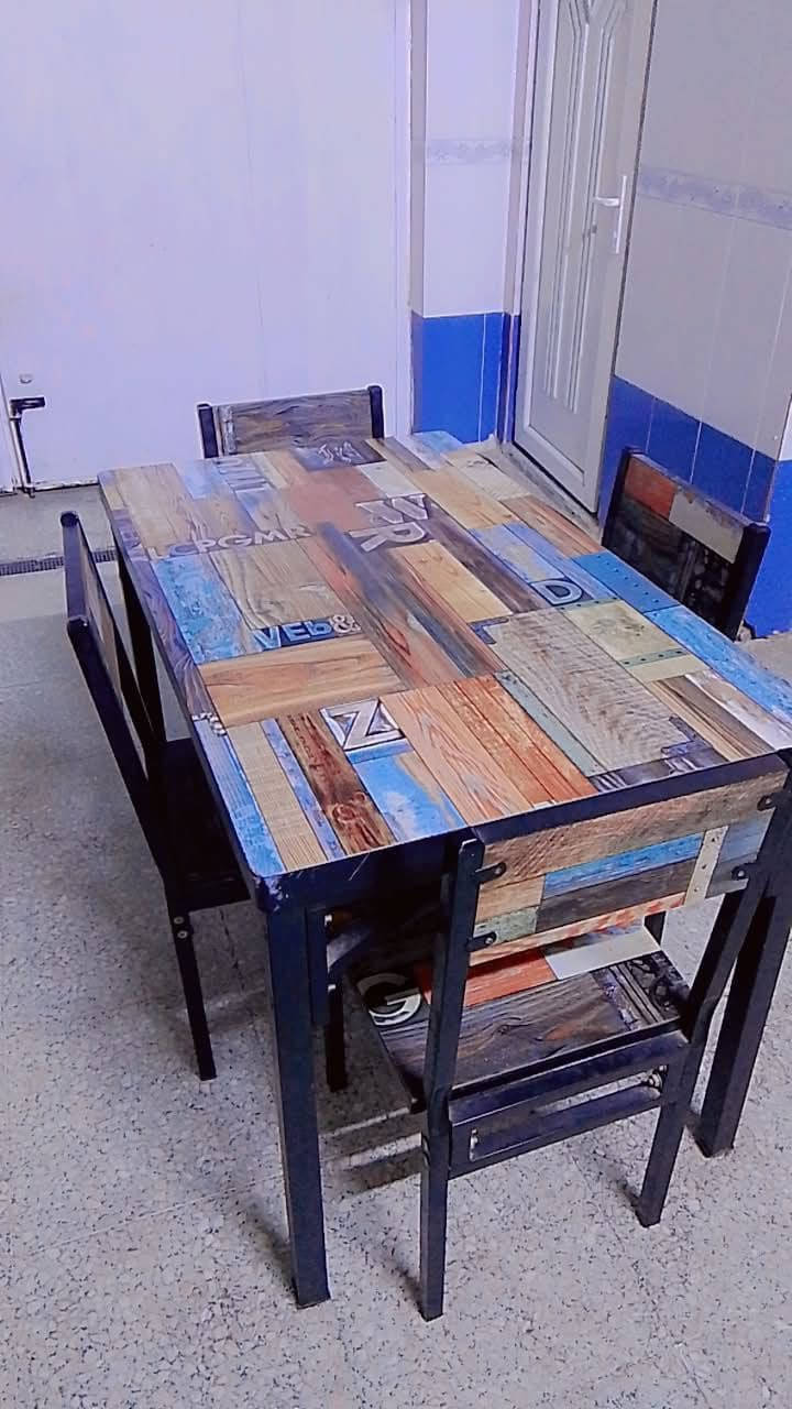 ميز اربع كراسي للبيع نظيف واي ظرر مابي بغداد جميله سعره ٧٥قفله


**إذا كنت صاحب هذا الإعلان وتريد حذفه لأي سبب، رجاءا أرسل رسالة إلى الدعم الفني**