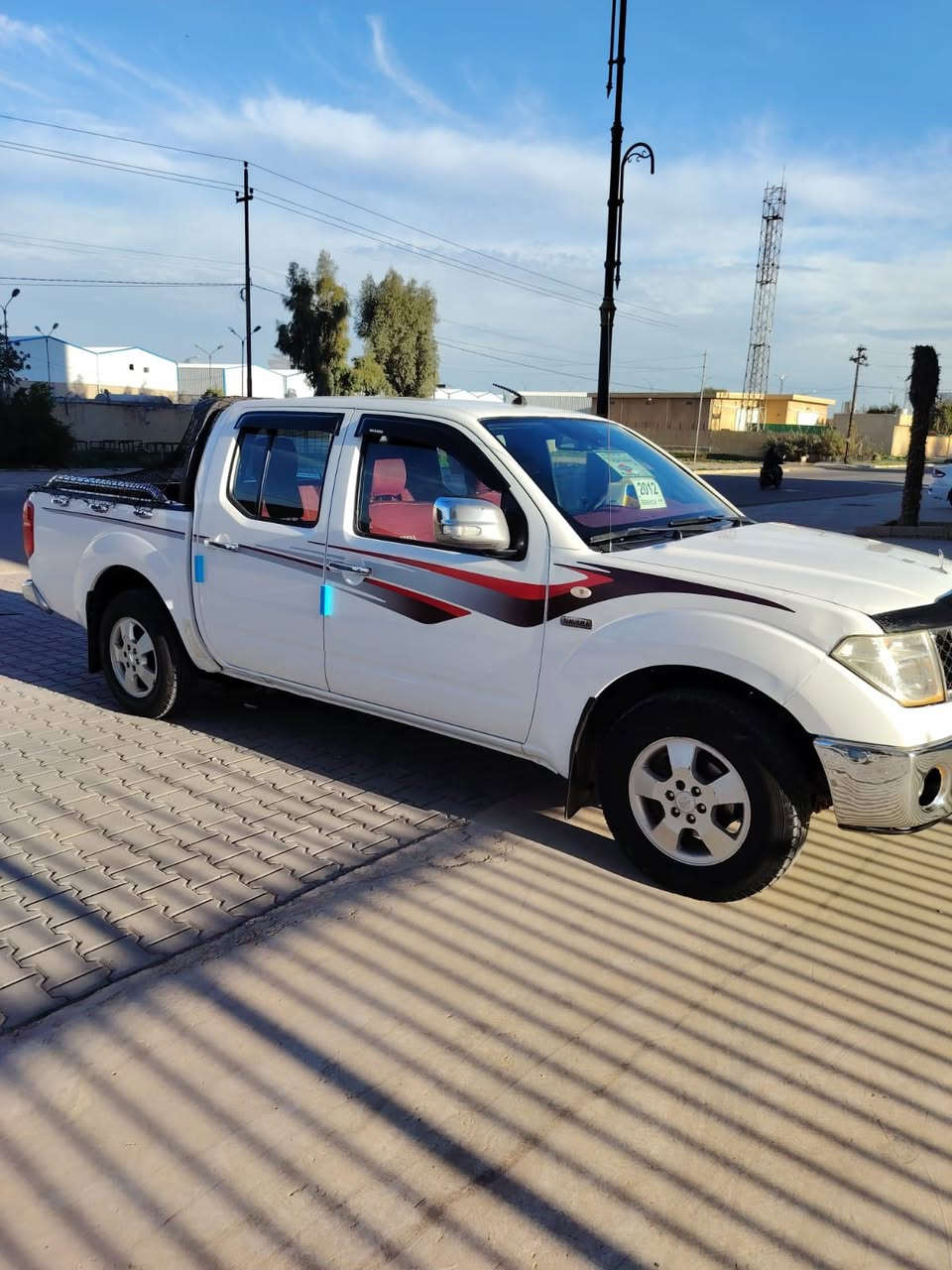 نيسان نيڤارا موديل 2012 رقم سليمانيه دولي سنويه إلى 2027 يلا تسقط والسونار موجود بلصور كل ما يخص بل سياره سعر 105 وبي مجال بسيط عنوان كركوك رقم هاتف  ***********
