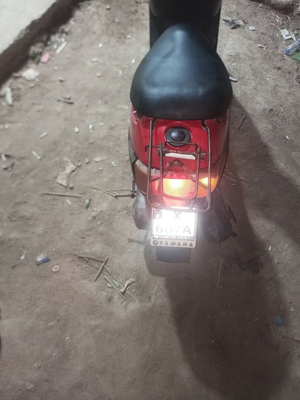 السلام عليكم  زعره خطبن نصافه فول نقص باتري ب8000فقط 300 وبيه مجال قليل


**إذا كنت صاحب هذا الإعلان وتريد حذفه لأي سبب، رجاءا أرسل رسالة إلى الدعم الفني**