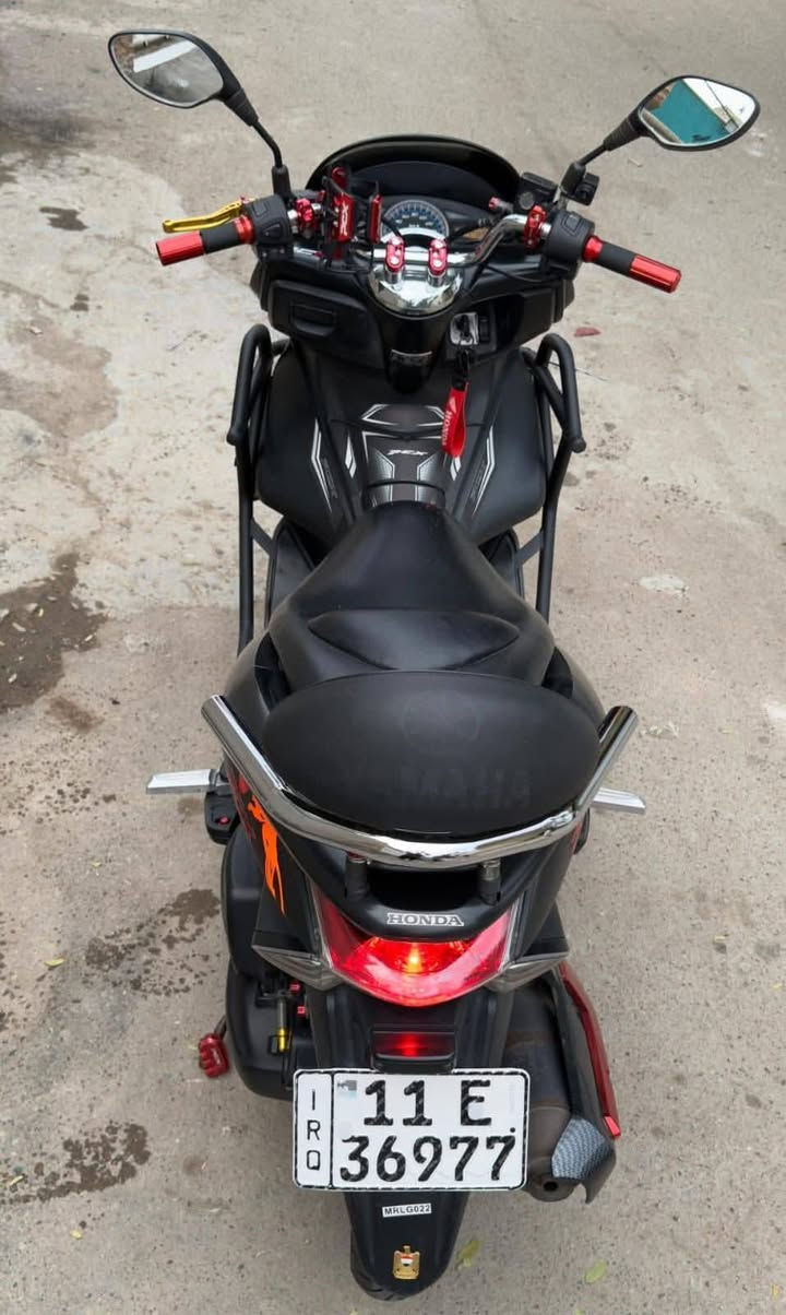 ياباني ياباني للبيع مكان بغداد الغزالية ***********
