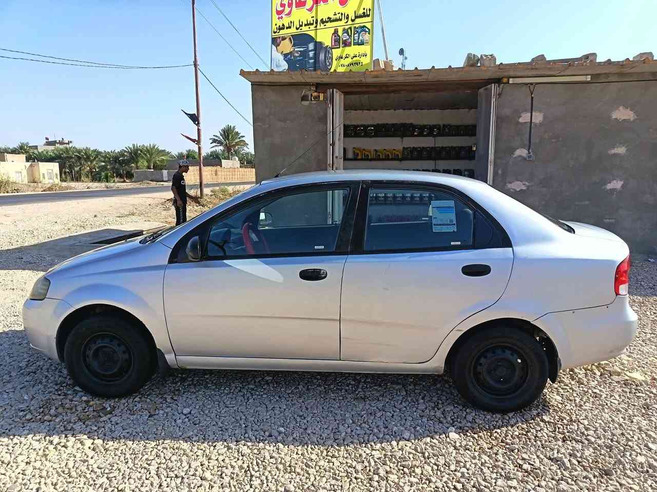 مساكم الله بالخير...
⛔ افيو خصوصي ٢٠٠٦. 
⛔ سنويه 2028. 
⛔ گير عادي.
⛔ مكينه گير كفاله. 
⛔ تخم تاير. 
⛔ رقم انكليزي.
⛔ حداديه جيده
⛔ خليجيه
⛔ تبريد شرط 
⛔ مداور ثاني يوم. 
⛔ مكان السياره ديوانيه_سنيه 
↩️ السياره أمانة الله مابيه شي ونعمه من الله  سعره 45 وبيه مجال قليل والله عندي ضرف و قبل لاتعلق او تراسل اعتبره حلالك وقيم واني خادم الاستفسار
***********
