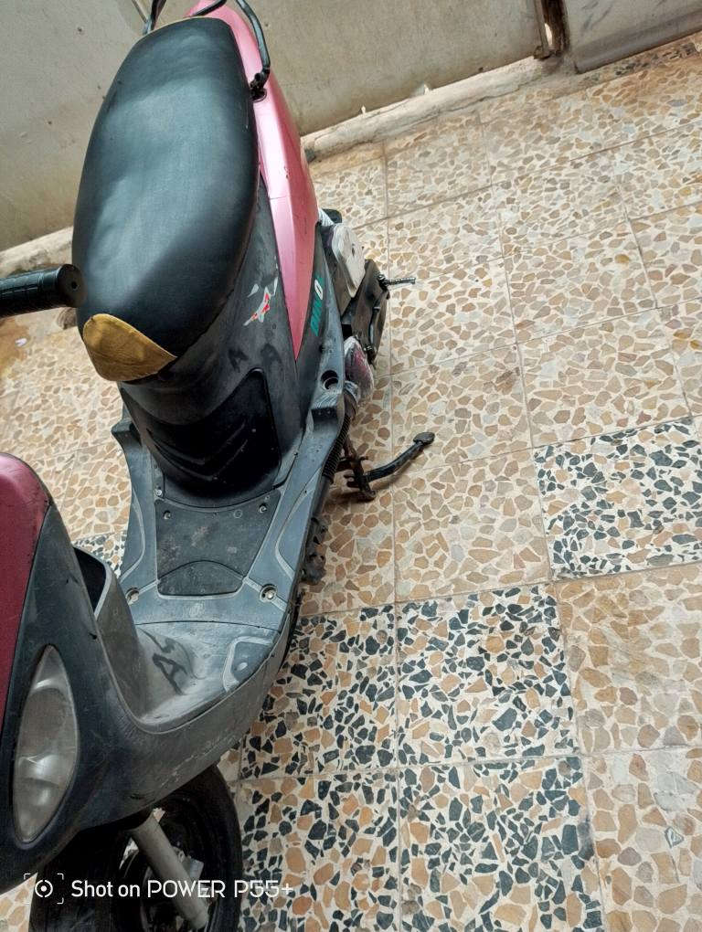 ماكس منغولي شغاله كهربائيات مزودة56 
أوراق بأسمي شلعه معدل مكينه نظيفه ناعمة سعره450 اتصل*********** عمارة, ميسان
