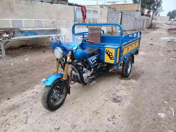 ستوتة دايوان للبيع موديل 2017رقم انكليزي بسمي تحويل مباشرجاهزة السعر2250000 مليونين وربع العنوان الكوت شارع النفط شراي يتصل #خاص مغلق 
موبايل ***********////***********
