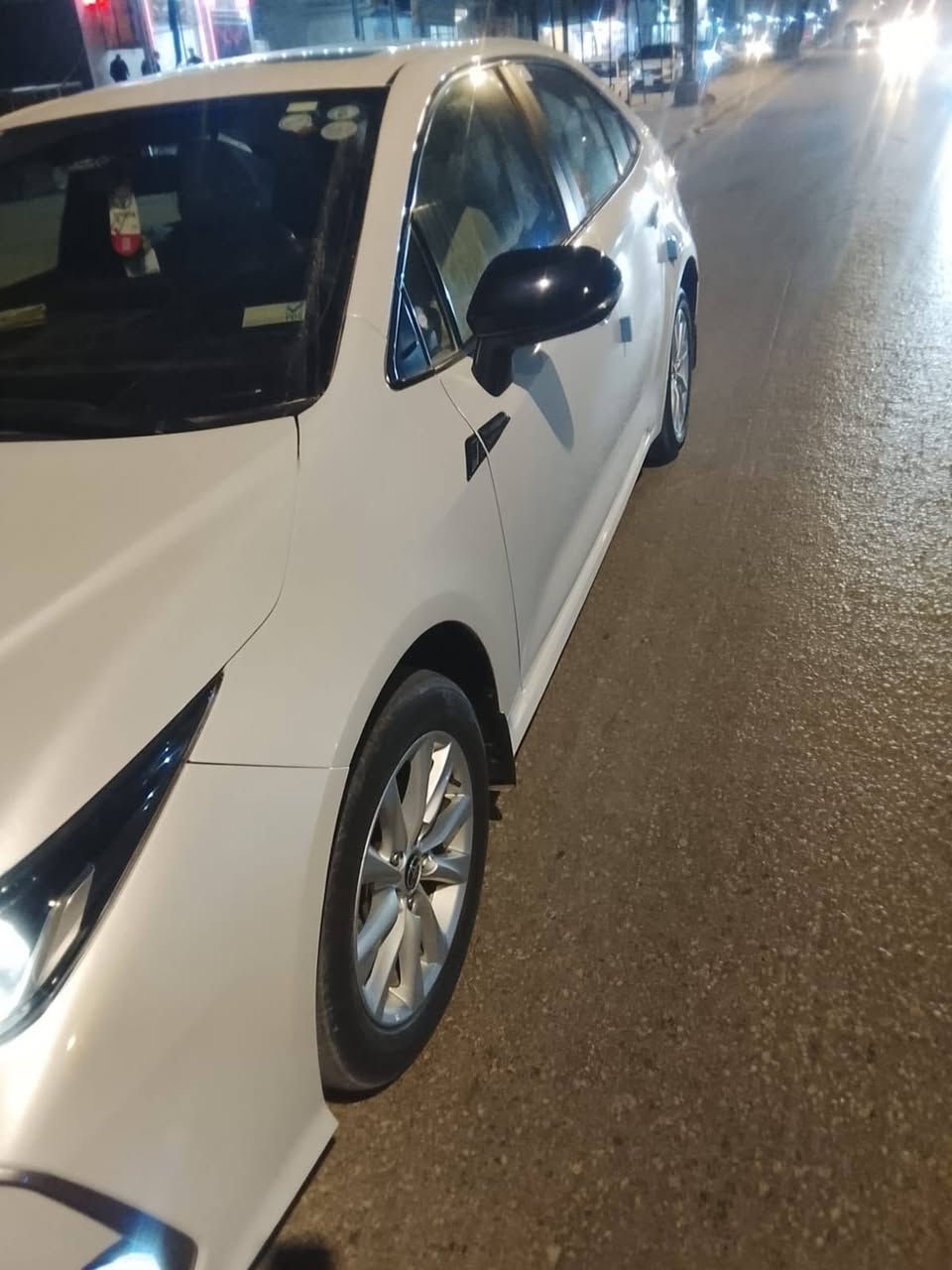 سلام عليكم للبيع كورولا موديل 24ساز فول السياره للاخير بيهه مكانين بارد على كد الاصبع مكانهه نجف حي النداء سعرهه 180وبيهه مجال للشراي ماشيه 49الف السياره جديده وما متعوبه للاستفسار اتصل مكلف بلنشر ***********
