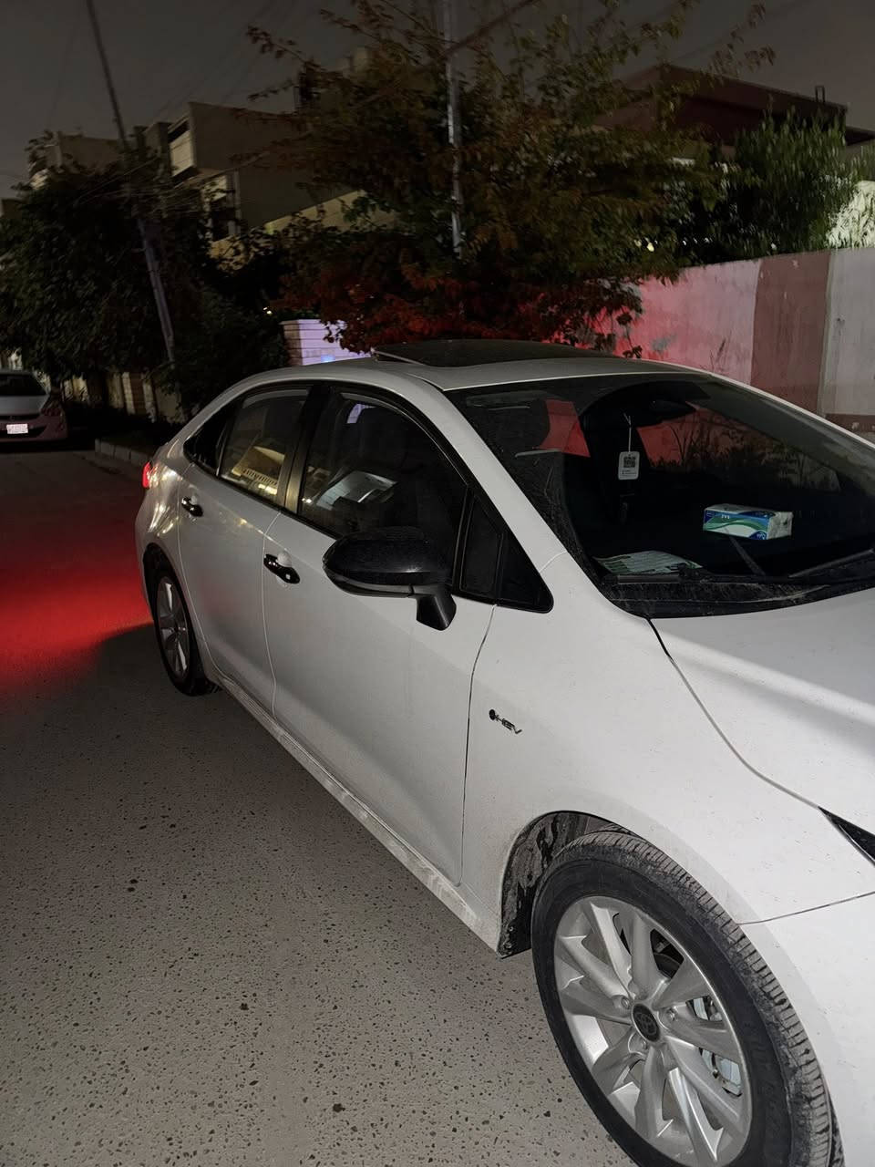 السلام عليكم
كورلا 2025 
ماشية 12 الف 
فتحة 
جلد
رادار 
تحديد مسار 
تحكمات 
كاربلي 
وباقي المواصفات المعروفة 
عليها اضافات يدات سود وسبايدر وسكوبات 
مكفولة عدا رصعة بالباب الخلفي 
السعر :155$
العنوان: المنصور
***********
