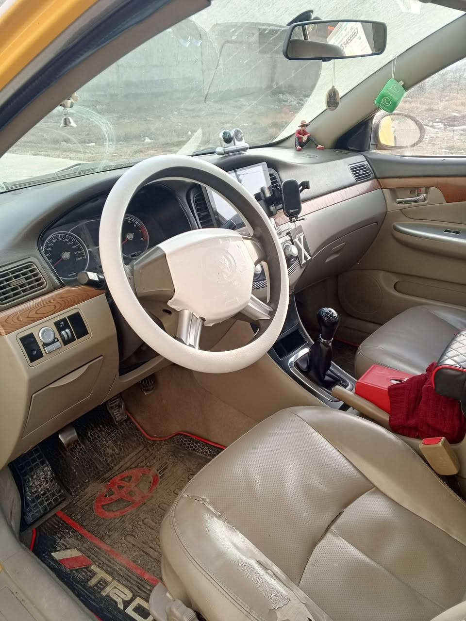 سلام عليكم ليفان 620 مكفولةمابيها اي نقص محرك كورلا كير عادي مالها رقم ديالى مكاني ديالى مصفرة هيئه وغرامات ‏‪***********‬‏
