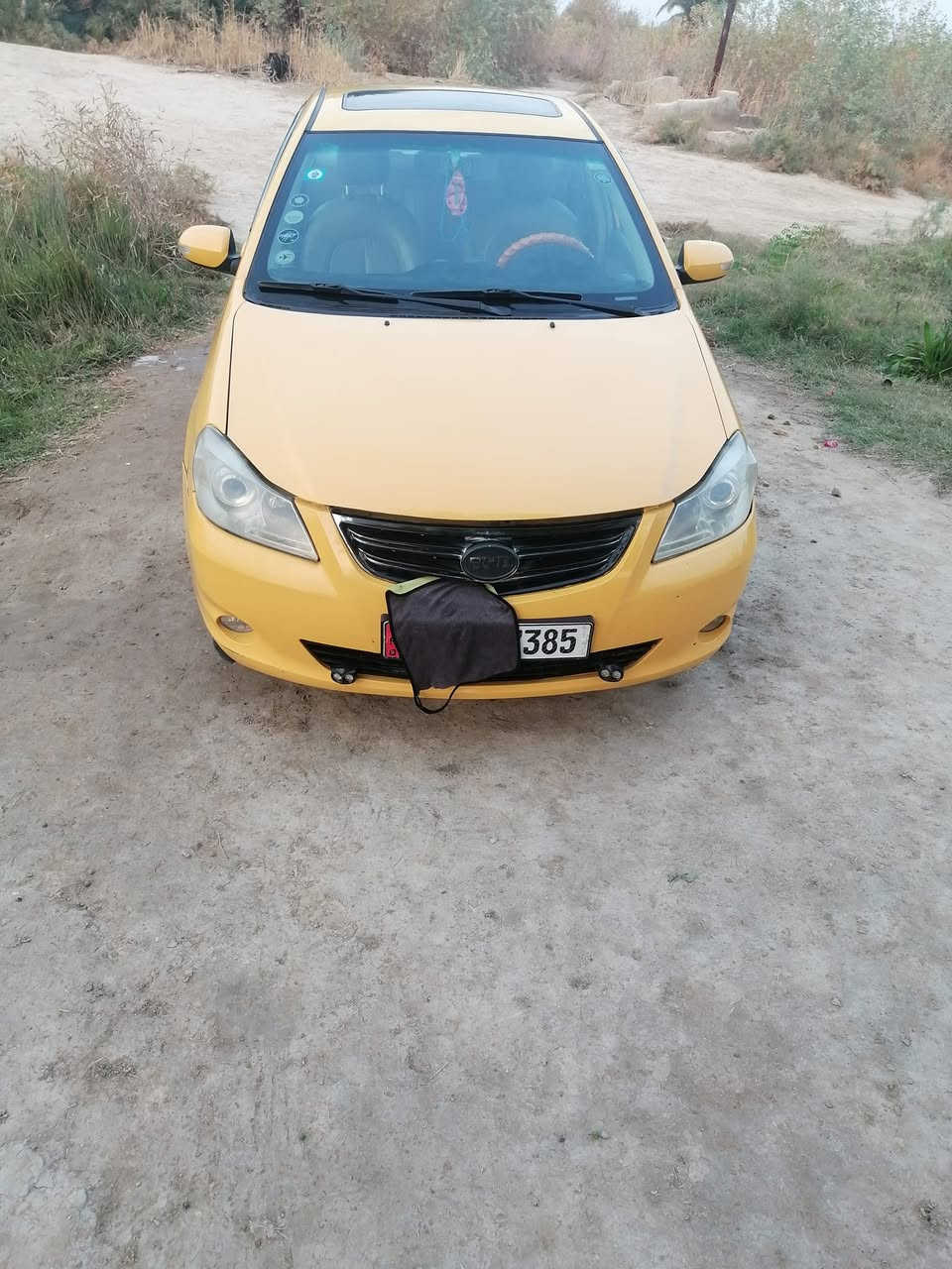 سلام عليكم سياره بي وايدي اجي ثري 2013 سياره جاهزه تبريد حداديه تخم تاير مكينه وكير كورله مصفره هيئه وغرامات رقم واسط انكليزي ابسمي مكان السياره الديوانية السعر 55 اوبيه مجال رقم ***********
