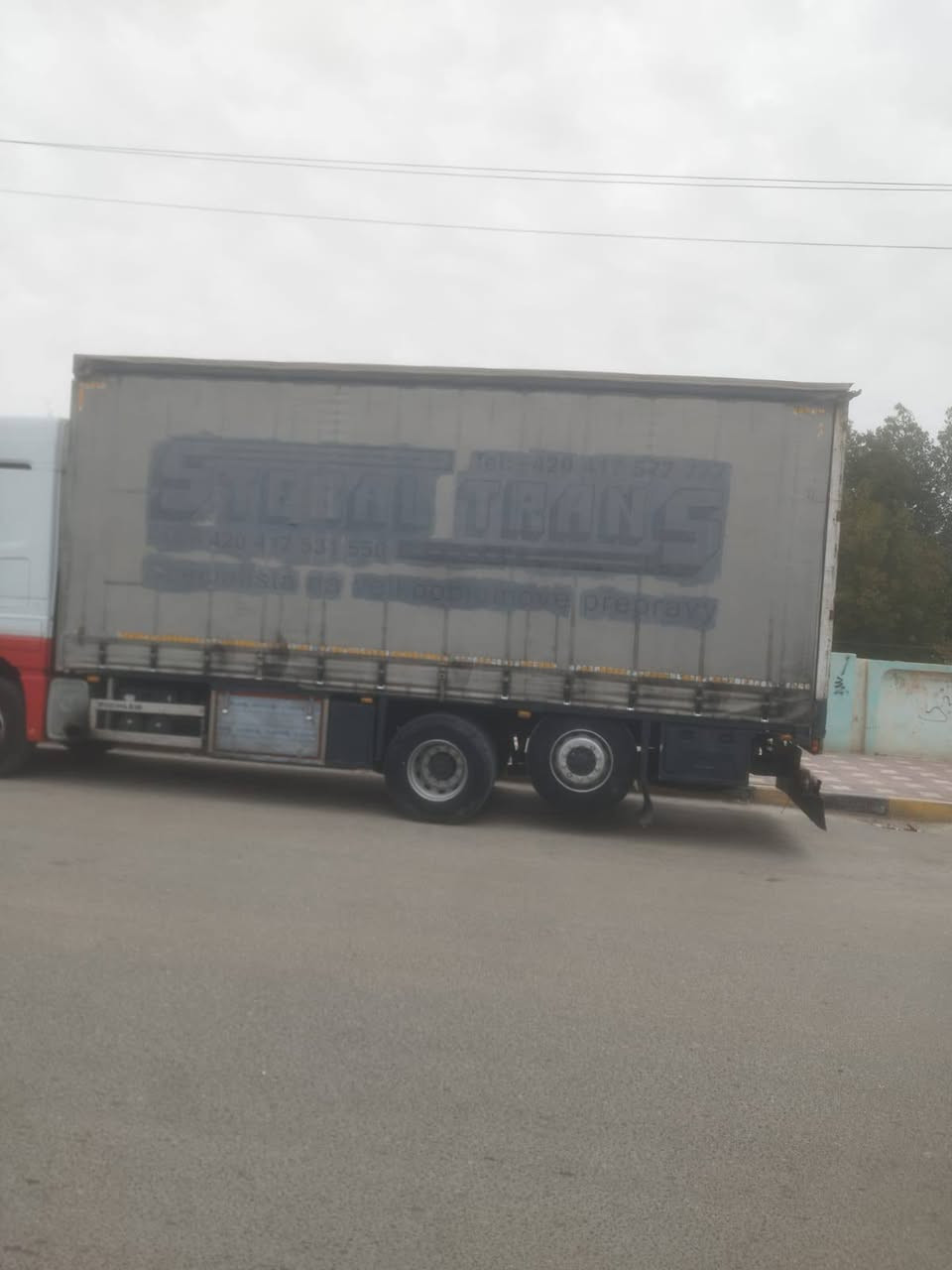 بدي للبيع ارتفاع 3و15 / طول 7 و50 / عرض 2 و50/ بيع او مرواس بدي قفص / ***********
