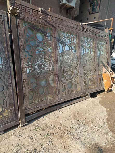 #للبيع   سياج خارجي يحتوي على باب اسلايت 3 مترات وسياج 4 مترات  اوالارتفاع مترين  20 الظهر  كابون  حديد ثقيل جدا ونظيف جدا   @ مكاني  بغداد الغزاليه  ويوجد توصيل    ***********
***********
