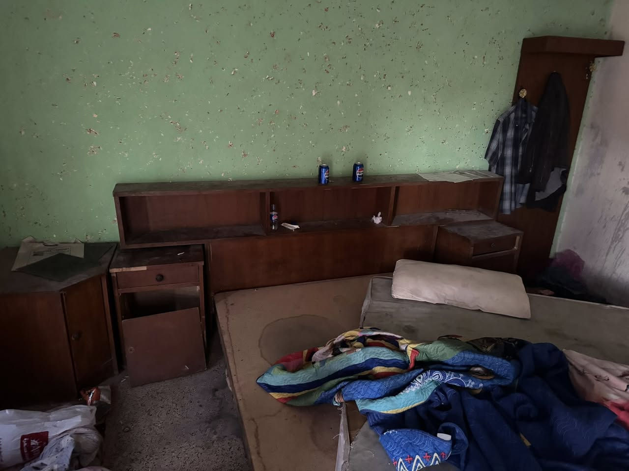 سلام عليكم صوميه وميز تواليت. عراقيه. لبيع مكاني لقاهره يم برهم أبو لفلافل. سعرهن ١٠٠


**إذا كنت صاحب هذا الإعلان وتريد حذفه لأي سبب، رجاءا أرسل رسالة إلى الدعم الفني**