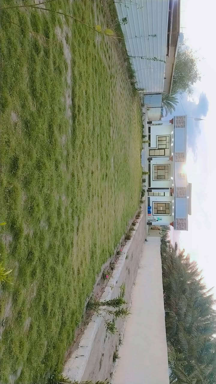 سلام عليكم بيت لبيع مساحت البيت 300متر المساحه الكل دونم اربع غرف نوم مبطخ اربعه بخمسه صاله 13متر ستقبل 9في 4بنأ حديث ارضيه كلها بورسلين جدران سراميك بيت كامل مكمل اليوسفيه شارع ثالث استفسار***********
