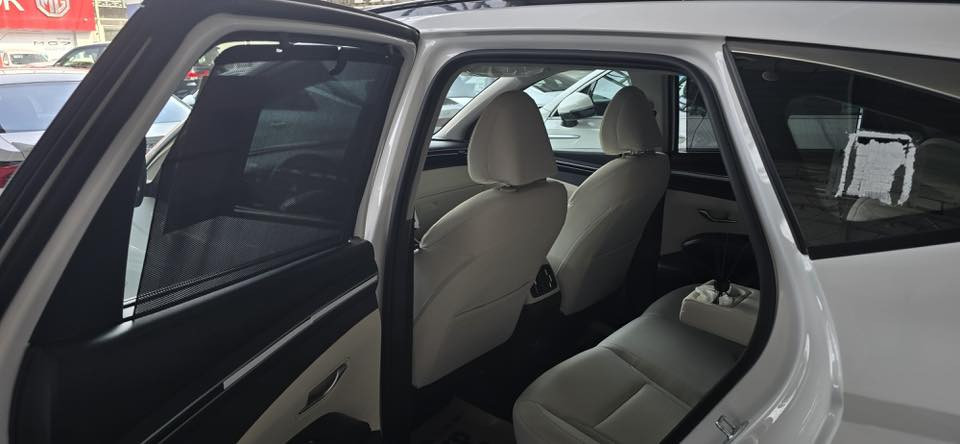 السلام عليكم
توسان ٢٠٢٤ للبيع فول  ماشيه٤٣ كم بانوراما بصمه  شاشه اوتو هولد سايد بريك بصمه كشنات مخمل بردات وره وبعد مواصافات خليجي مكفوله السعر222ورقه وبيها مجال  
***********
