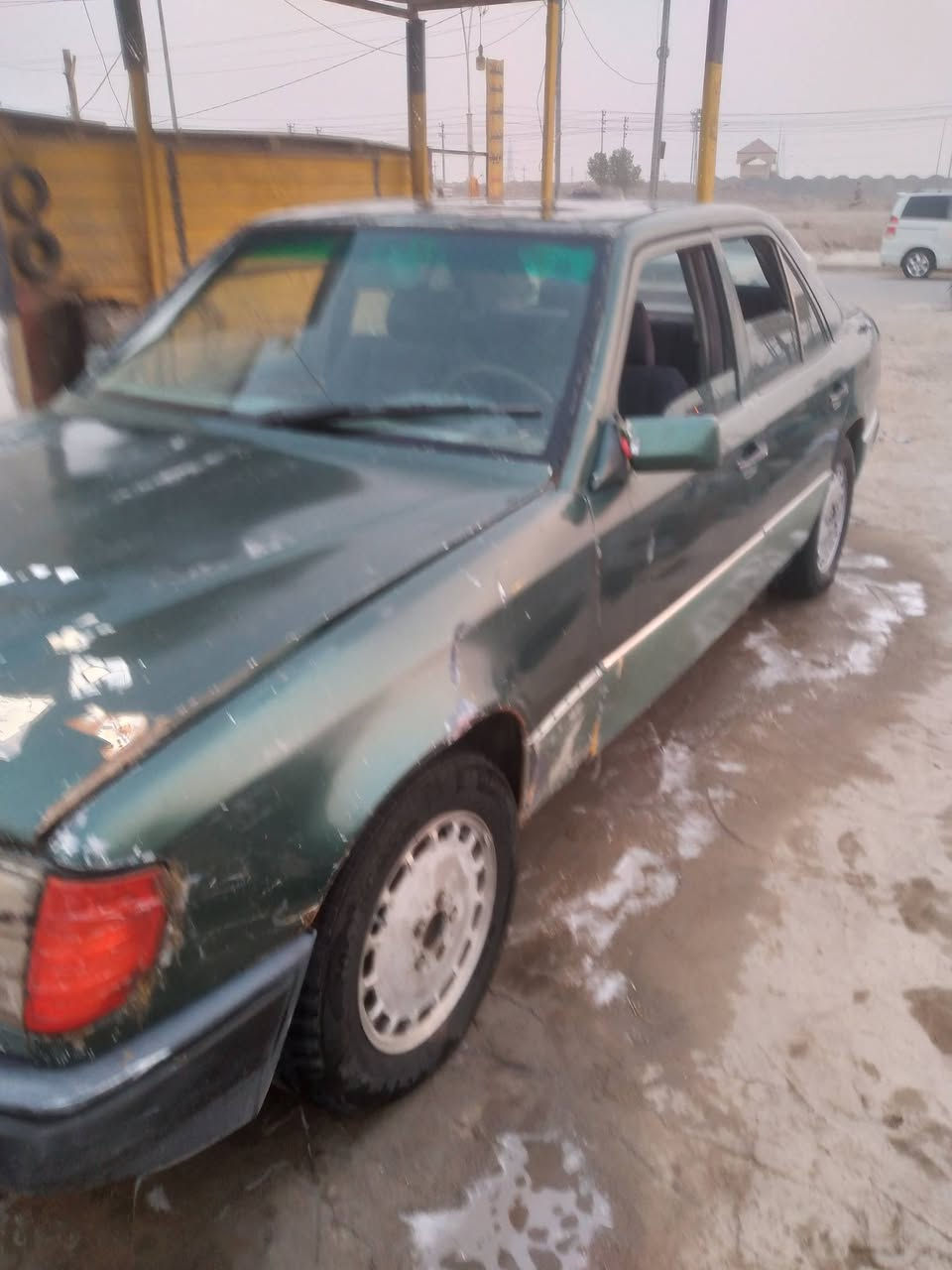 السلام عليكم ورحمة الله وبركاته     مارسدس دب موديل ٨٩ رقم بصره   بأسمي  السنويه مجدد لغاية  ٢٨  مشروع وطني   السعر  ٢٥  وبيه مجال   شرط المداوره    رقم موبايل  ***********     المنطقة الشرش  السياره رادله ترتيب
