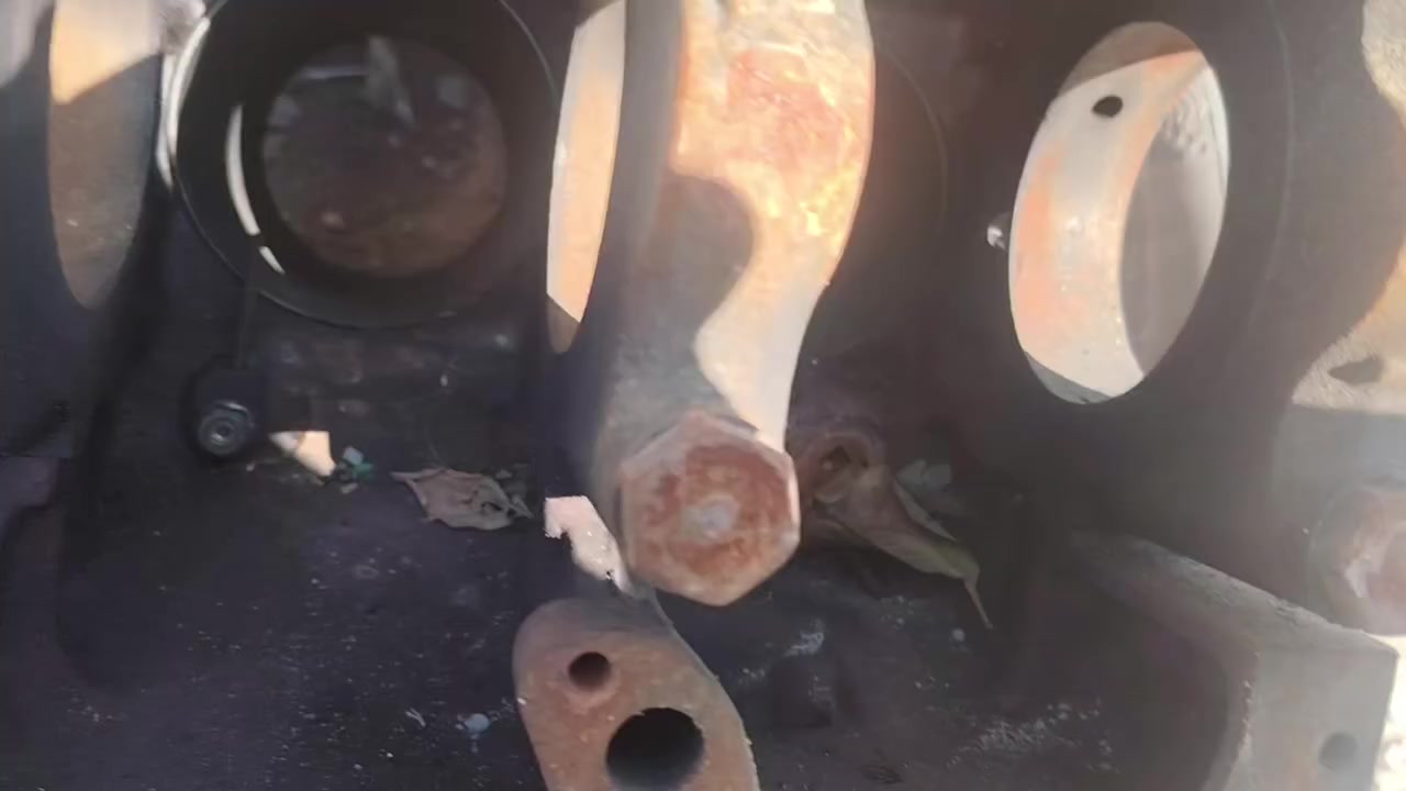 شباب غراض محرك بي ١٠٢ بخاخ بلادي مفصخ كامل للبيع مكاني ديالى شهربان*********** شتريد موجود وبلاش.
