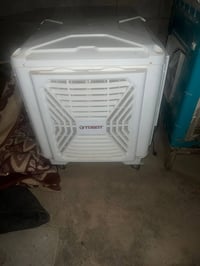 للبيع سعر 250 قبل مبردة بلاستك حجم كبير ما مشتغلة شي بسيط نوعية اصلي و...