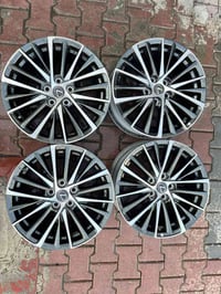 تخم ويل لكزس قياس 18   اصلى بيلادى لبيع و مراوس  واتساب 07702489435