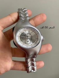 نضافه ١٠٠/١٠٠ • شاشه ضد الخدش • بطاريه تدوم سنتين