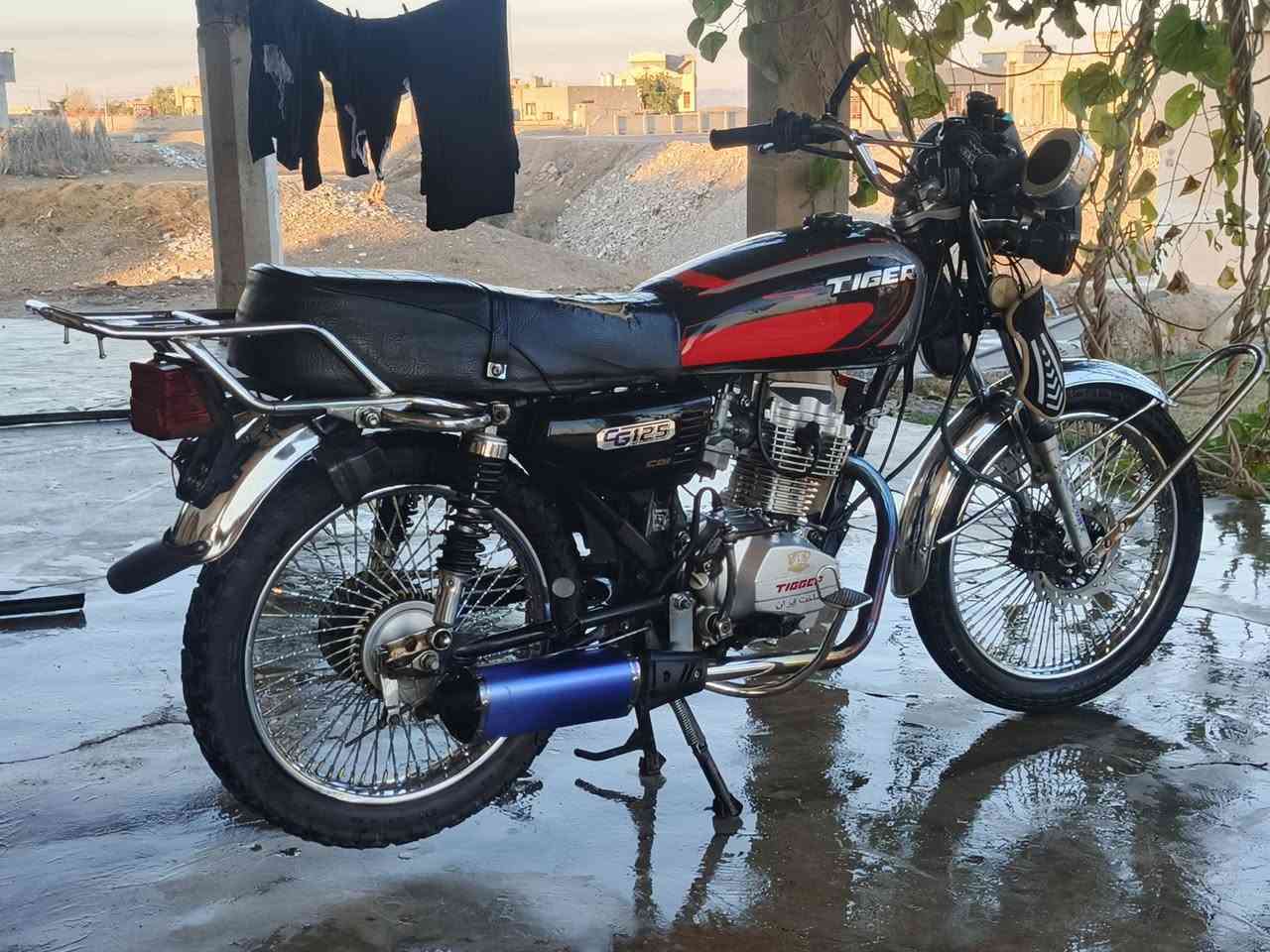 السلام عليكم دراجه تايكر موديل 23 للبيع محرك شرط مامفتوح كهربائيات كامله السعر خاص او اي استفسار *********** واتساب
