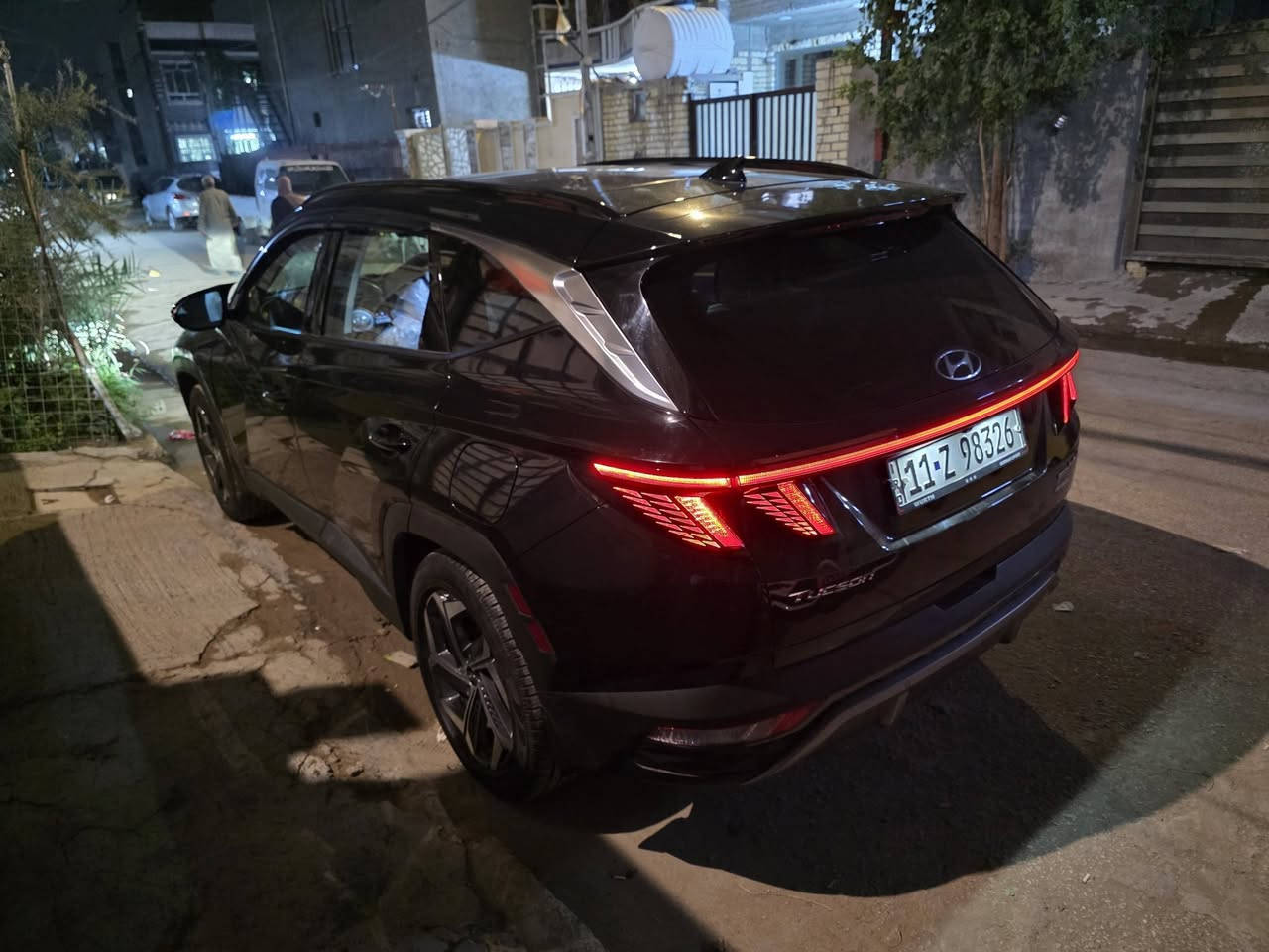 السلام عليكم توكسان 2023 هايبرد
لمتد ٤ كامرات كشنات تحكم وخزن وتدفئة وتبريد

بصمة تشغيل عن بعد ورجوع وتقديم بصمة داخل ملكي حادثة ضارب غزال فقط بنيد بدون دواخل ولا ايرباك ودعامية نفس لون رجعت جاهزة من كلشي

مواصفات واحد على واحد ماشية ٦٠ الف مايل

رايدهة ٢٠٥ تواصل رقم ***********

امانة الله ادير شتة وصيف بانزين عادي طكت دفانز ماكو بشرط محرك ١٦٠٠ توربو
