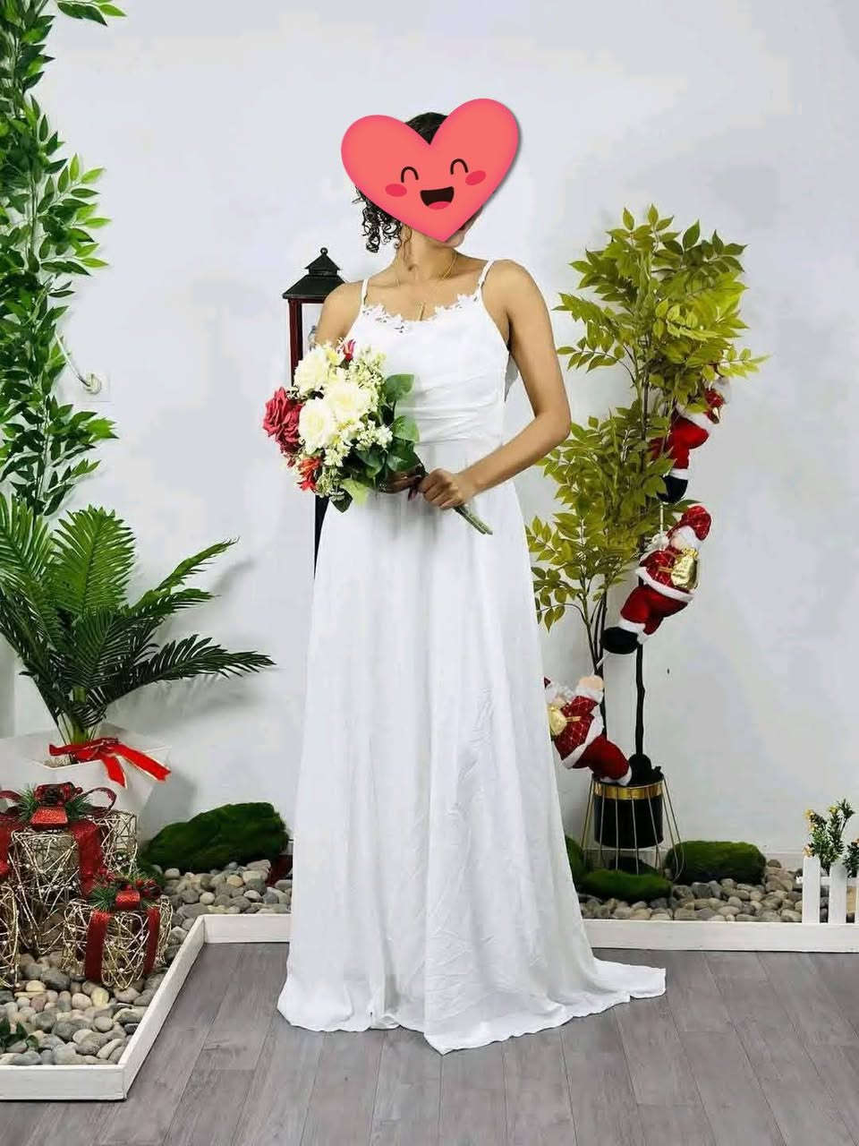 فستان أبيض
ممكن استخدامه كفستان خطوبة
المقاسات: xxl


**إذا كنت صاحب هذا الإعلان وتريد حذفه لأي سبب، رجاءا أرسل رسالة إلى الدعم الفني**