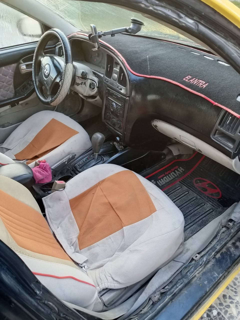 انترة 2006
للبيع رقم بغداد باسمي تحويل مباشر
مصفره هيئة و غرامات 
سعر 47 ورقة بيهاية مجال
الستفار ***********
