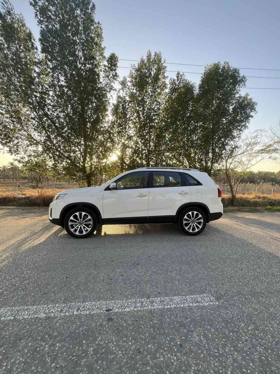 السلام عليكم
سورنتو 15 خليجي كفاله
محرك 2400 
7 راكب
تبريد  3 قطع
السيارة نظيفه جدا
ماشيه 130
بيها بارد فقط باب خلف الصدر شي بسيط جدا
مكانها بالحله
***********
