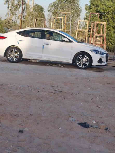 سلام عليكم للبيع النتره خليجي سوبر مكفوله موديل 2018 رقم نجف محرك 2000 دوش سياره فول ماعدا البصمه

تصال عل هاذه رقم مكلف بل نشر
***********
