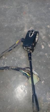 قطع غيار • يد