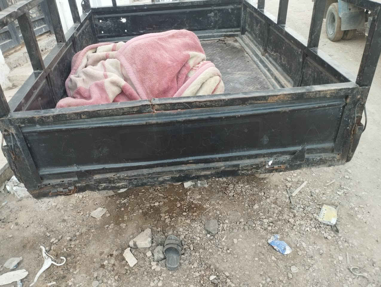 السلام عليكم ستوته للبيع اوراق أم تي ار موديل 2013محرك كايم نجف السعر 700وبيهه مجال ***********
